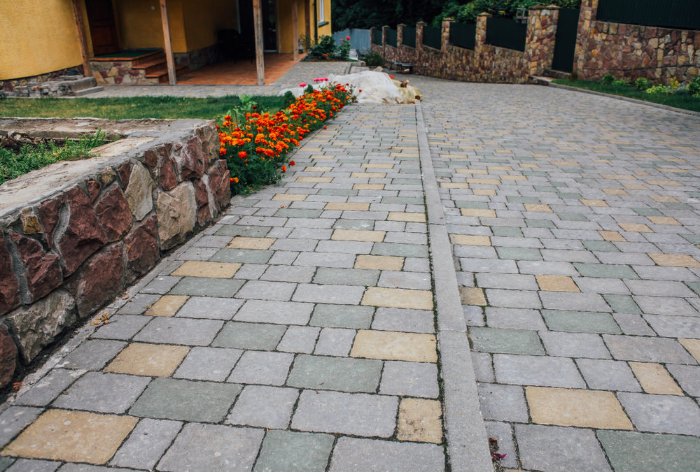 Garden,patio,in,backyard,stone,brick,pavers,hardscape,layout,design